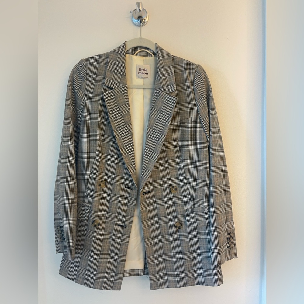 Oversized blazer from Aritzia